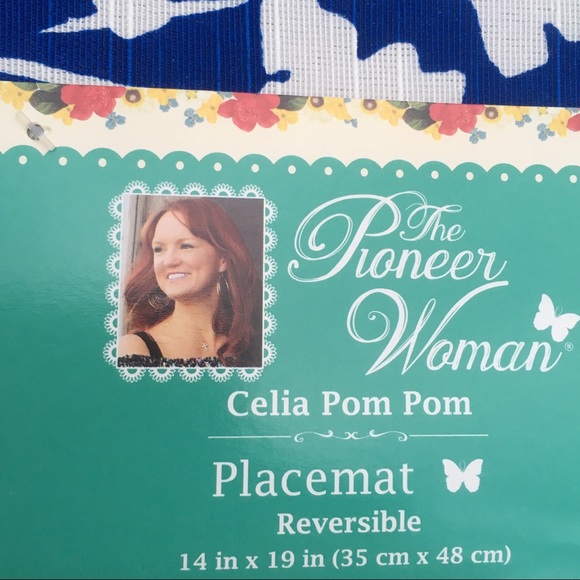Pioneer Woman Spring Placemats Reversible Set of 4 - Picture 1 of 7